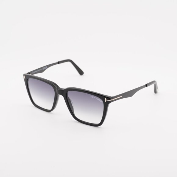 Tom Ford Garrett FT0862 01B Sunglasses Black Square Frame, Smoke Lenses - Picture 8 of 10